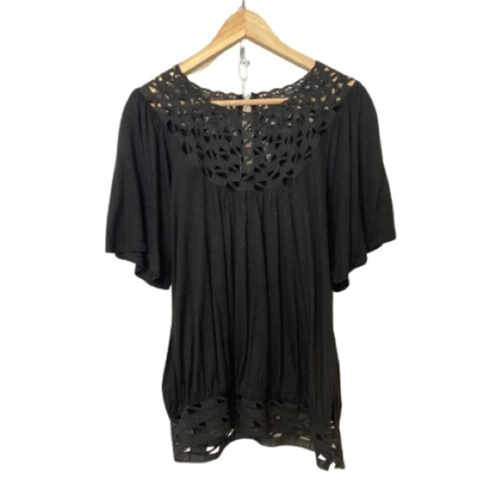 Bizz Black Cut Out Lace Scalloped Edge Draped Flutter Short Sleeve Blouse Top